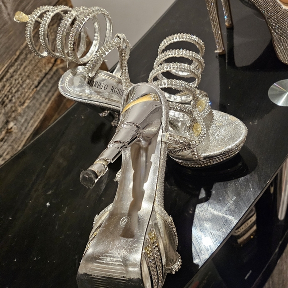 Gala or wedding shoes very elegant and comfortable - Picture 3 of 3